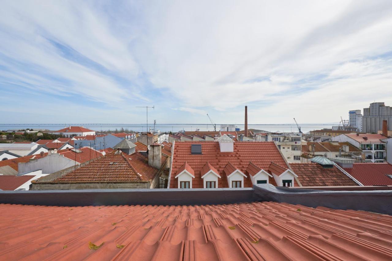 Bright Apt W Balcony, Ac, Parking, By Timecooler Lisboa المظهر الخارجي الصورة