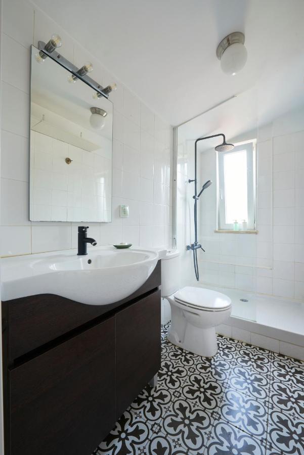 Bright Apt W Balcony, Ac, Parking, By Timecooler Lisboa المظهر الخارجي الصورة