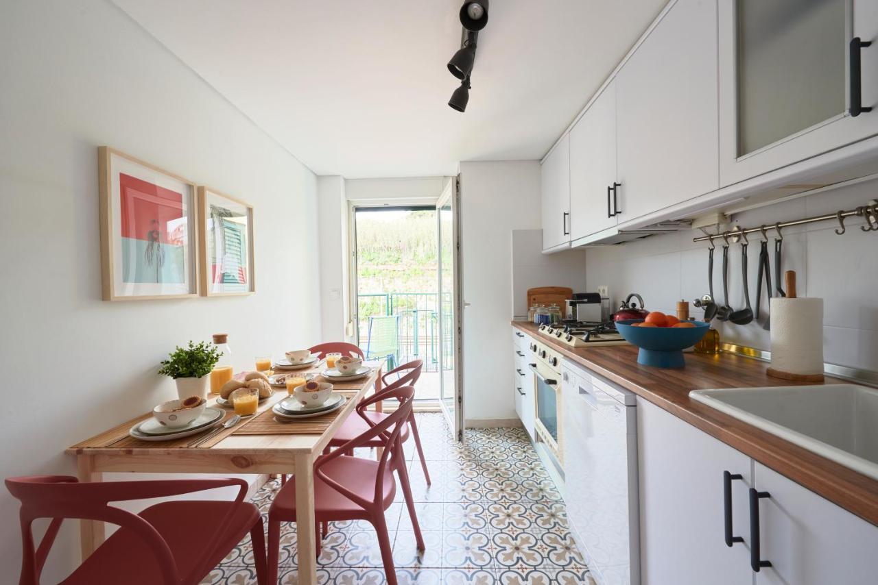 Bright Apt W Balcony, Ac, Parking, By Timecooler Lisboa المظهر الخارجي الصورة